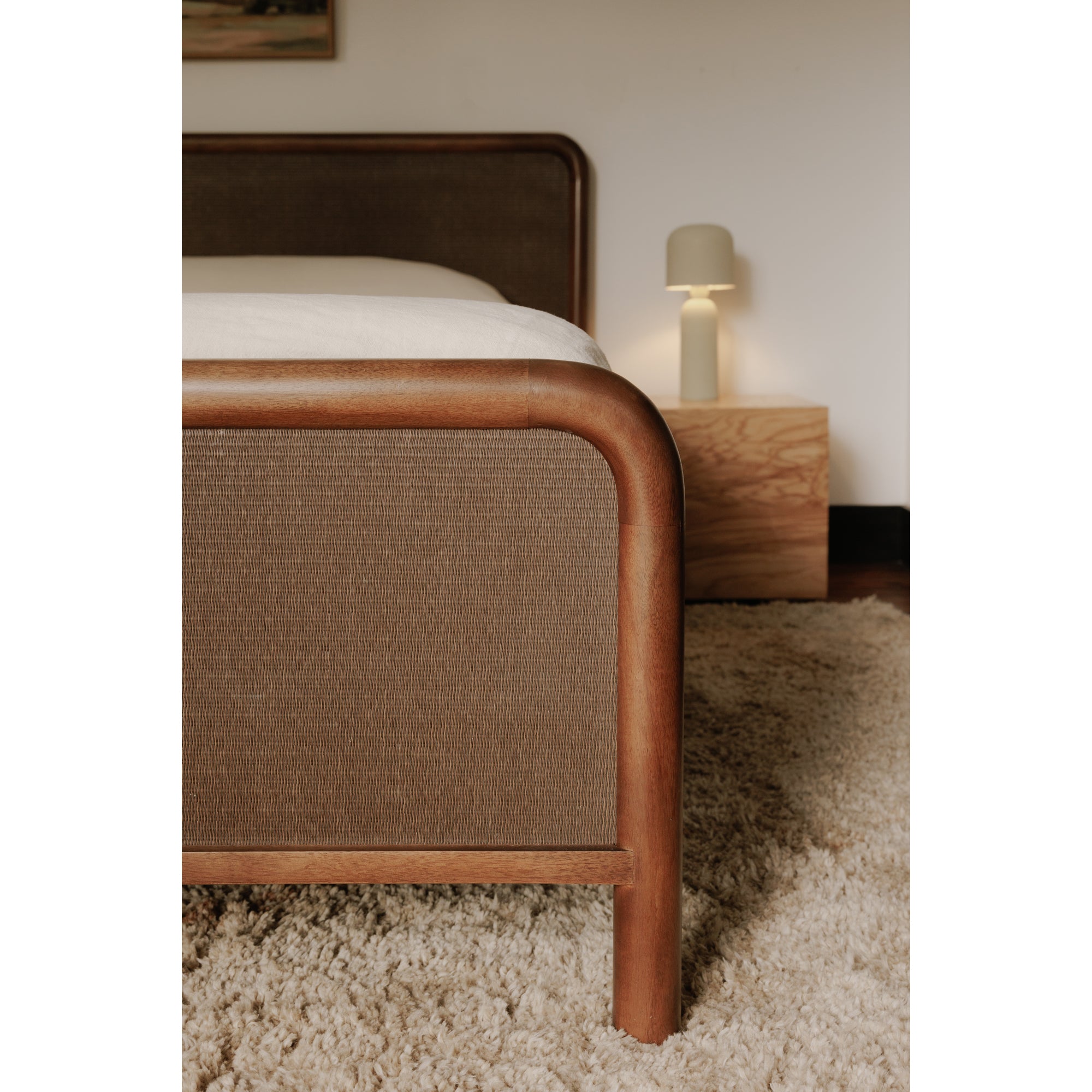 Rye King Bed Warm Brown - 1630Living