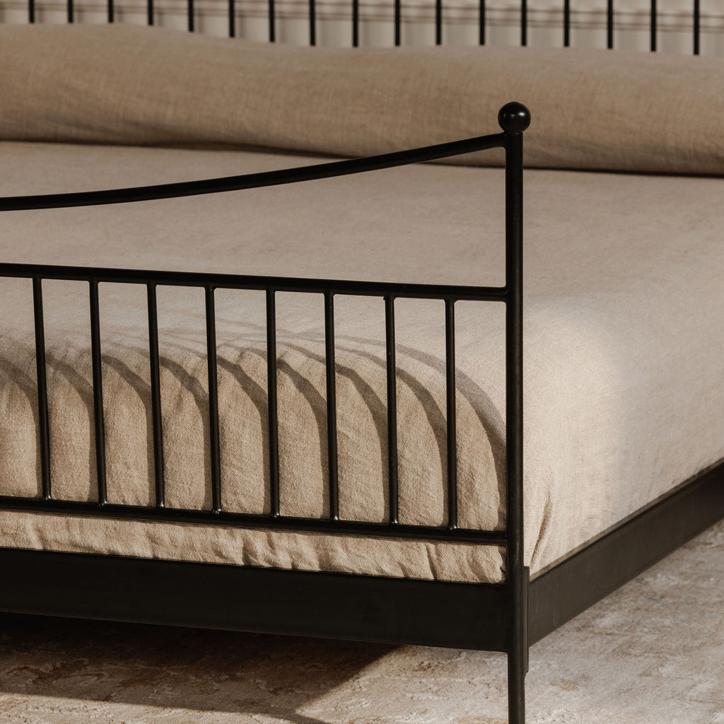 Monet King Bed Black - 1630Living