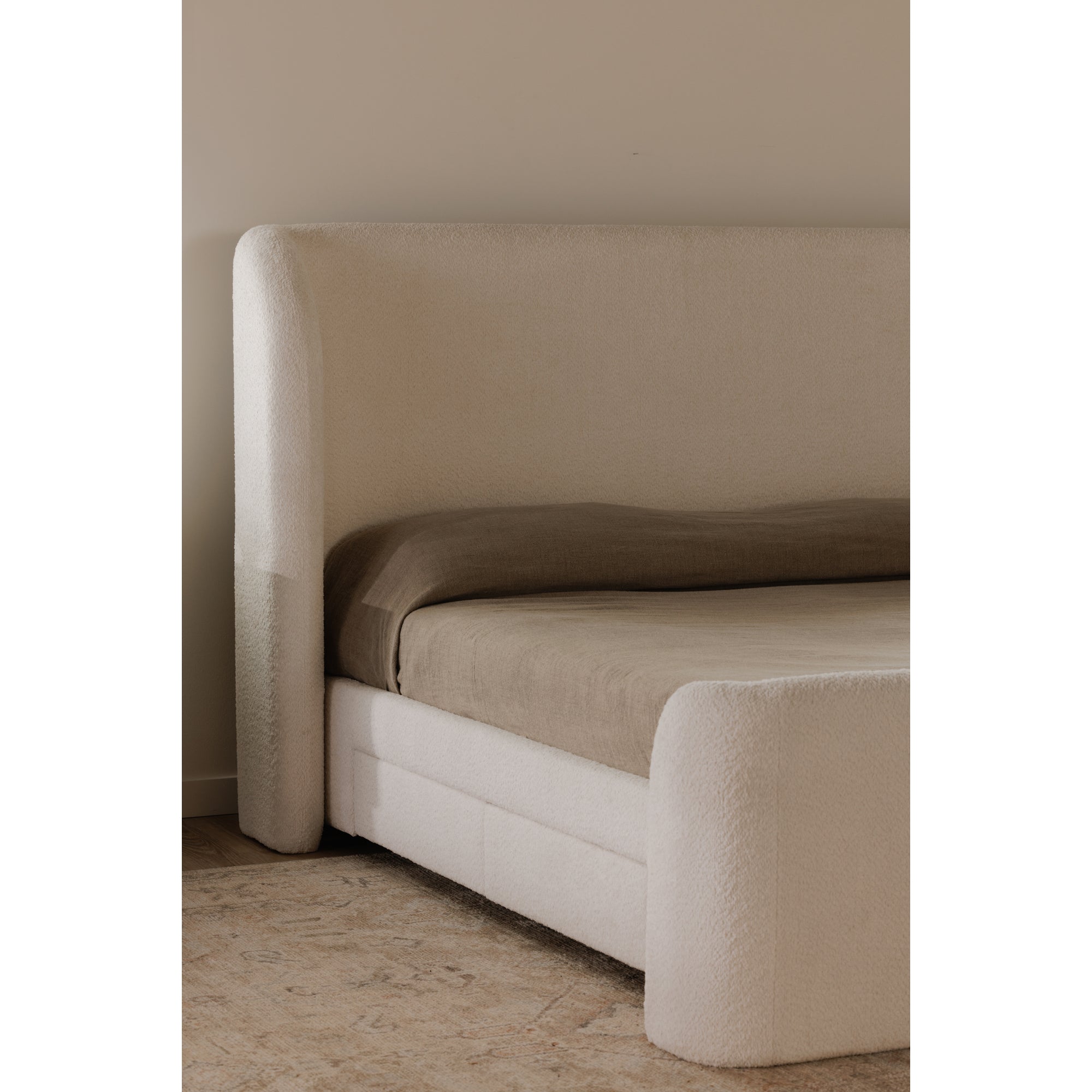 Sophia Queen Storage Bed Cream - 1630Living