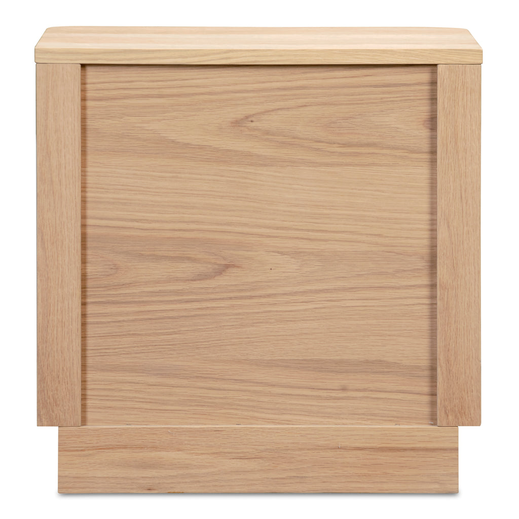 Round Off Tall Nightstand Natural Oak - 1630Living